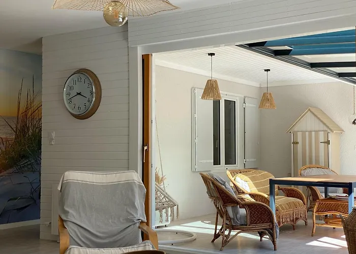 Casa vacanze Maison Familiale Avec Piscine Privee A - Fr-1-336-136