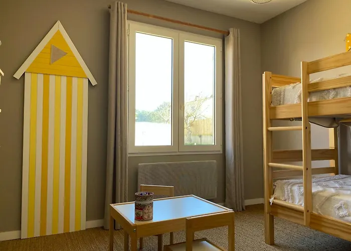 Maison Familiale Avec Piscine Privee A - Fr-1-336-136 *